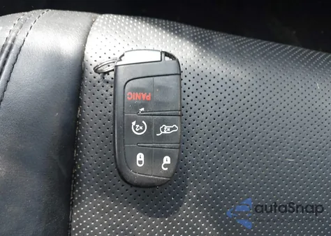 2020 Jeep Grand Cherokee Limited 4X4 z USA, uszkodzony, nr VIN 1C4RJFBG9LC425074